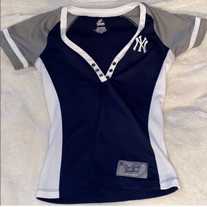New York Yankees Navy and White V-Neck Shirt